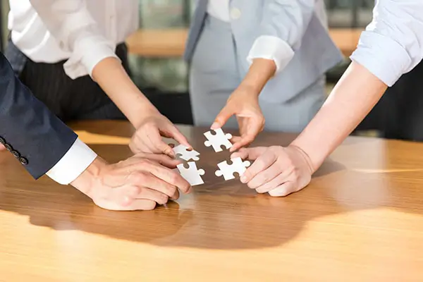 百年英才公司介绍