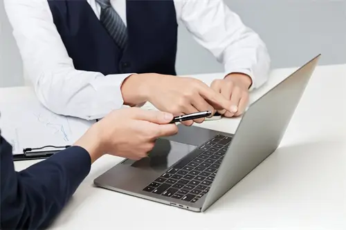 公司团队及场所介绍文案