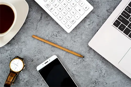 孟云在公司介绍柳柳