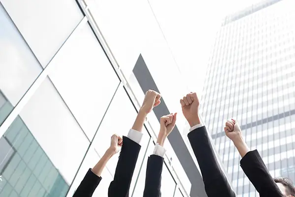 公司介绍后串场文案